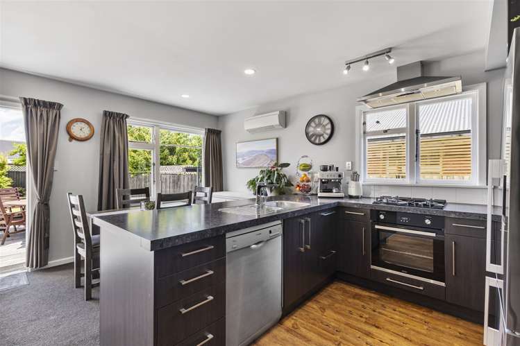 8 Mappleton Avenue Burnside_5