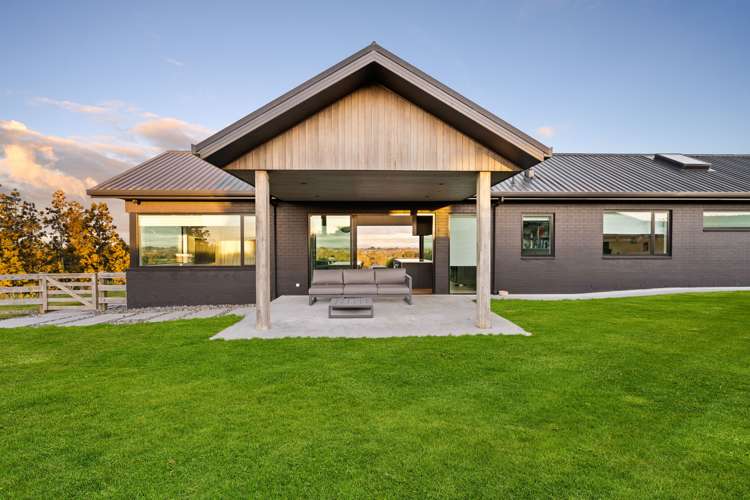 32 Glenwood Grove Whatawhata_11