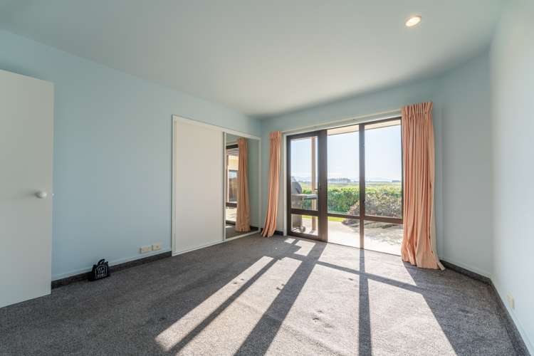 189 Pages Road Marchwiel_11