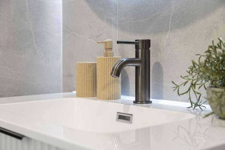 2-8 Alamein Terrace Mount Albert_13