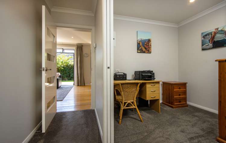 6 John Sutton Place Richmond_17