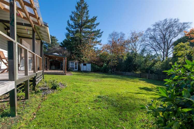 11 John Road Fairy Springs_16