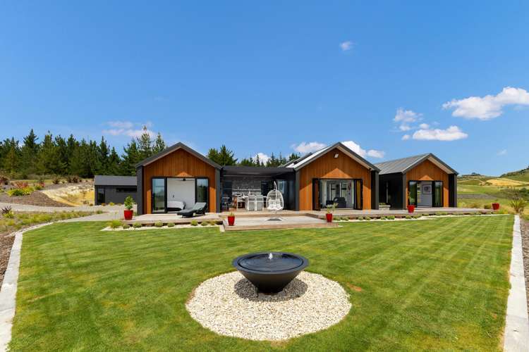 226 Bronte Road West Mahana_0