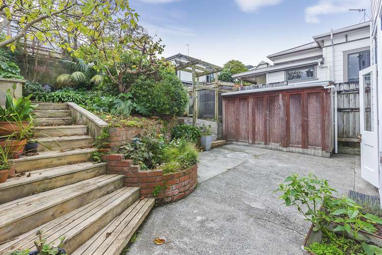 13 Armour Avenue Mount Victoria_5