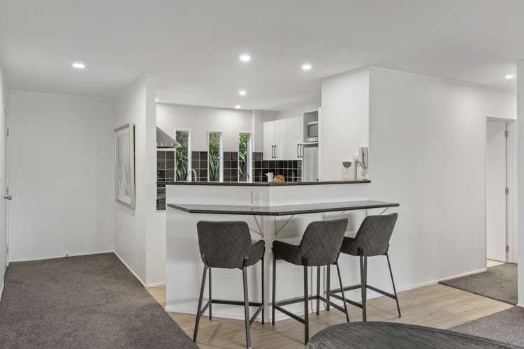 9/18 Takitimu Street Orakei_7