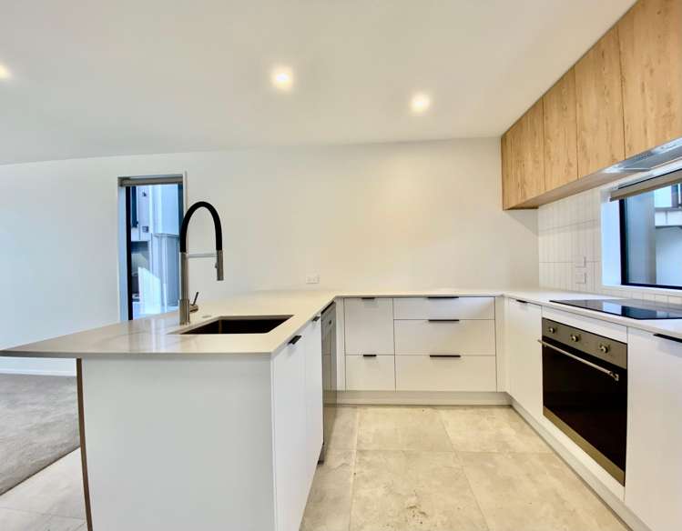  1/7 Ward Street Addington_1