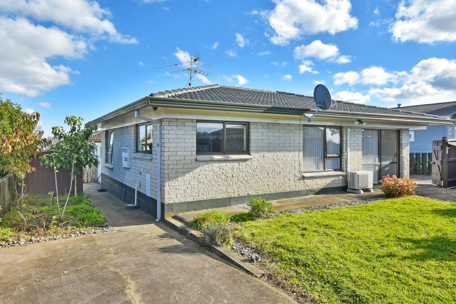 1/12 Russell Road Manurewa_0