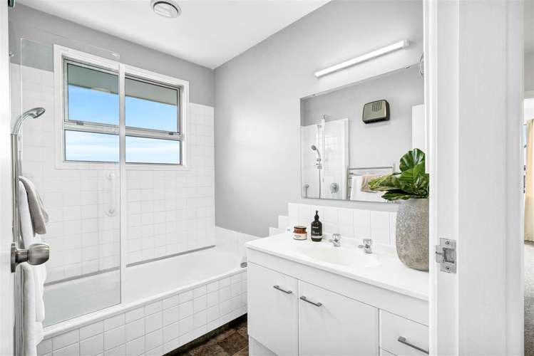 15 Strathean Avenue Avonhead_10