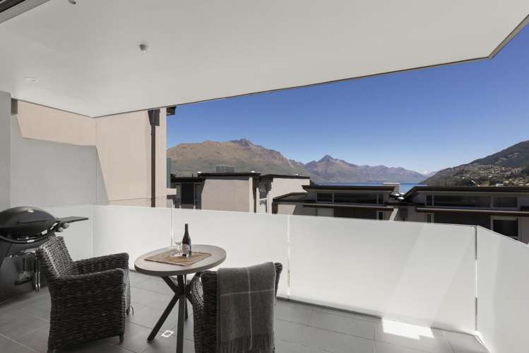 4/60 Hallenstein Street Queenstown_8