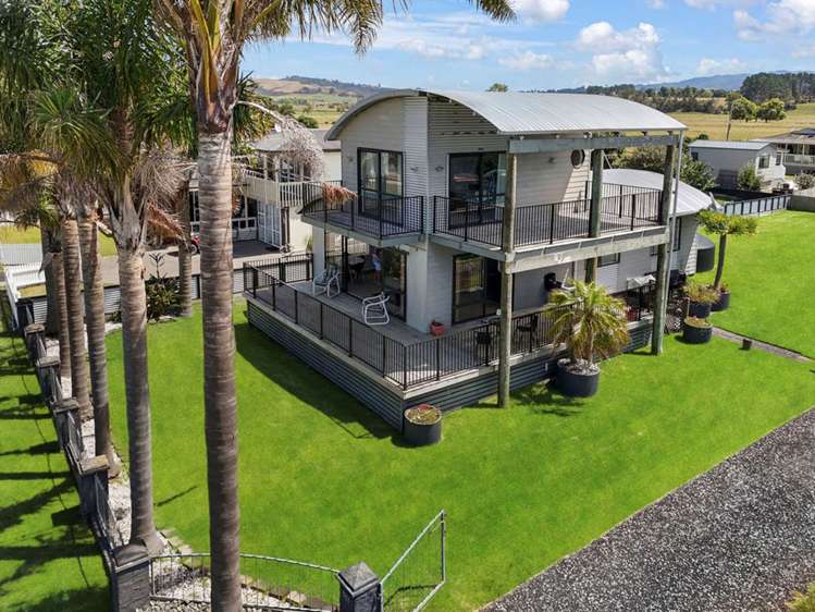 889 East Coast Road Kaiaua_5