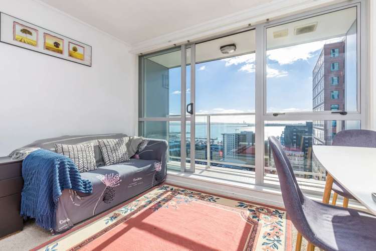 17J/34 Kingston Street Auckland_5