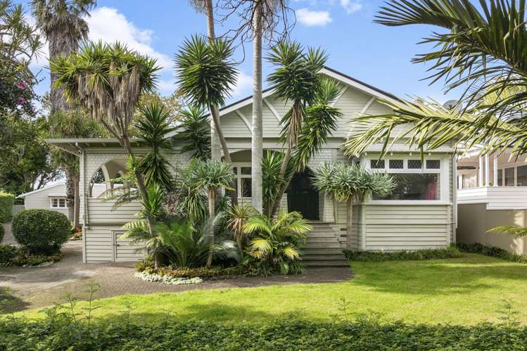 24 Aratonga Avenue Greenlane_11