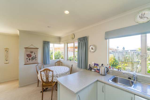 37/2 William Donald Drive Solway_2