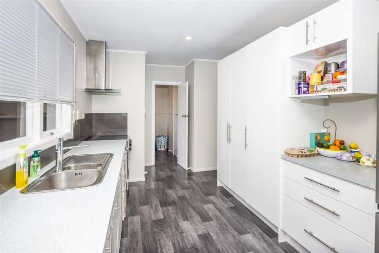 16 Caernarvon Street Dinsdale_6