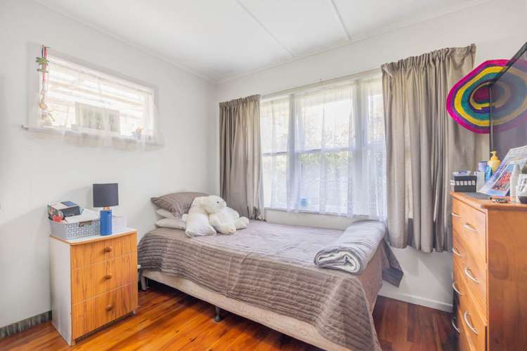 64 Vodanovich Road Te Atatu South_19