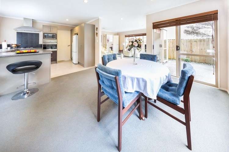 4 Dapple Place Flat Bush_4