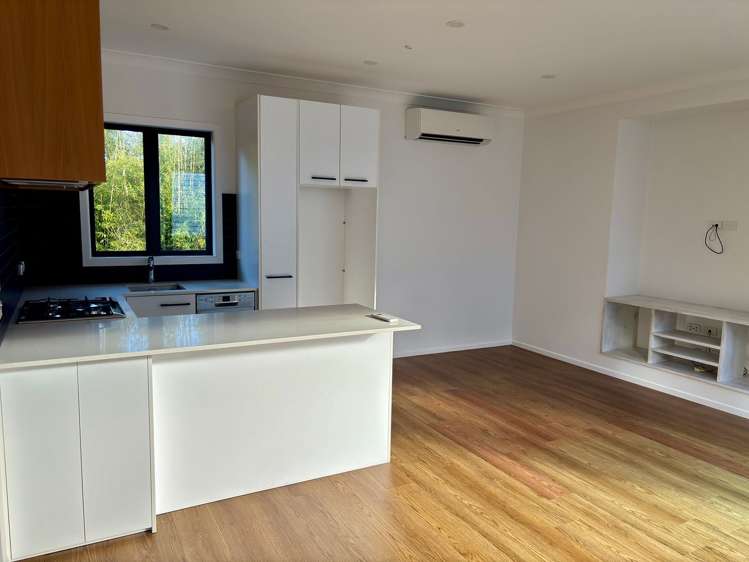 6A Jellicoe Road Murrays Bay_5