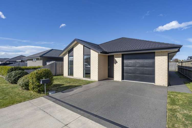 4 Shrimpton Avenue Woodend_14