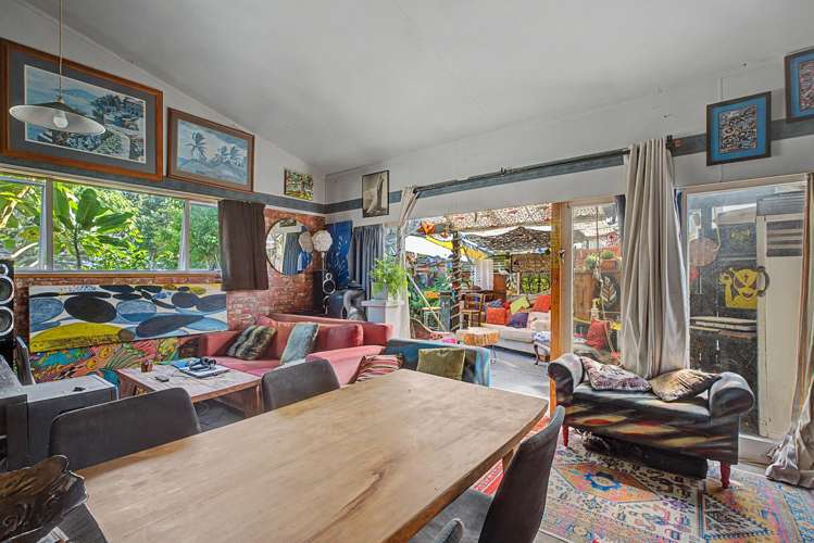 3 Crown Reef Pauanui_16