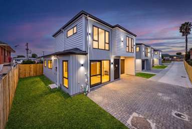 67D Russell Road_4