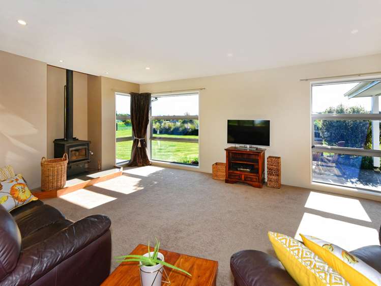 14d Mulholland Drive Darfield_5