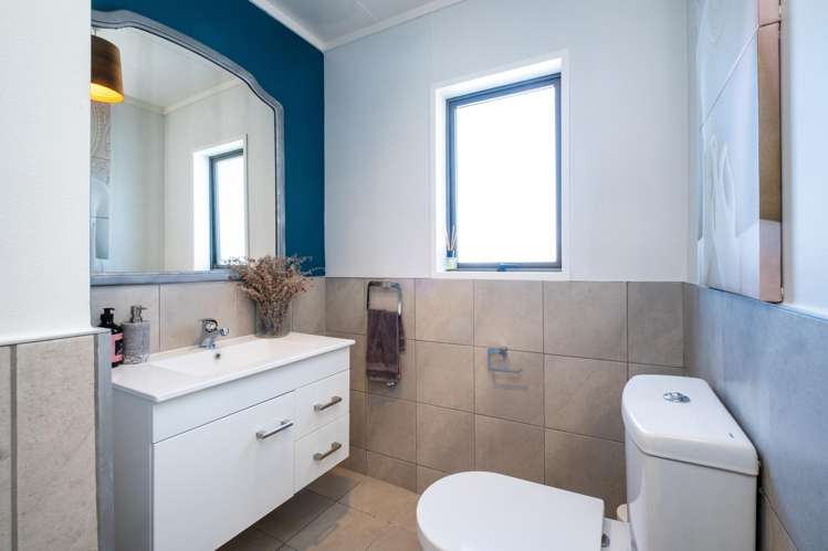 68 Harper Road Waimarama_18