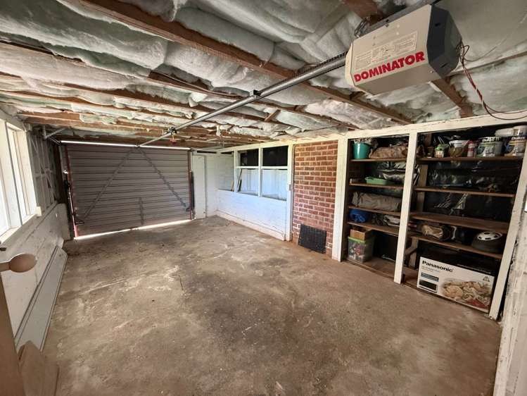 8 Highland Avenue Titirangi_13