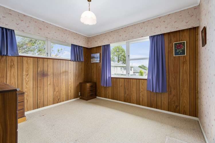 112 Flanshaw Road Te Atatu South_9