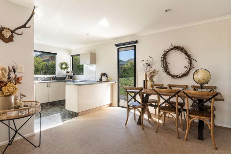 23 Kingsford Drive Stoke_5