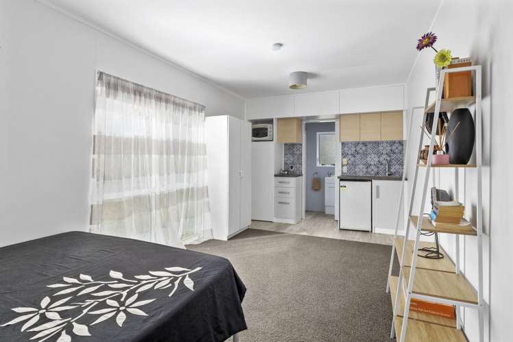 98 Norfolk Road Carterton_13