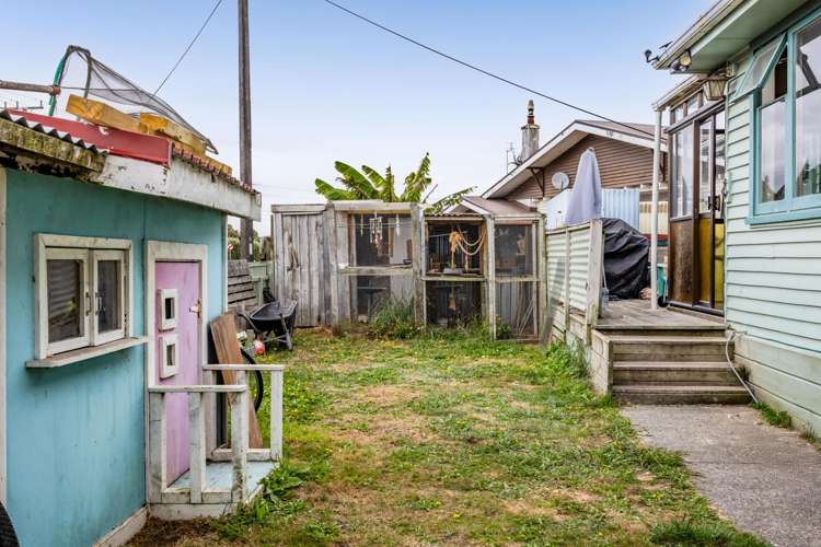 85 Collins Street Hawera_23