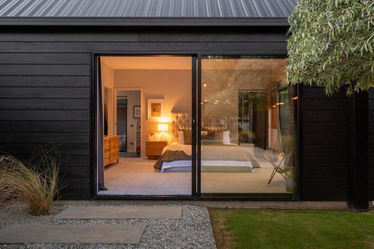 1 Larkins Way Arthurs Point_18