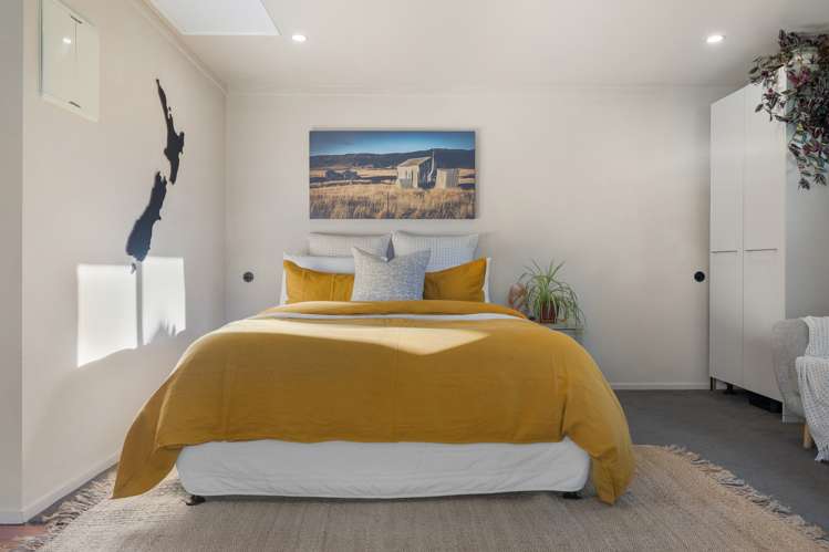 54 Xenicus Rise Glenorchy_23