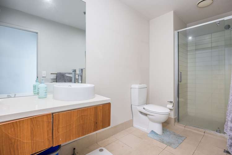 724/8 Dockside Lane Auckland Central_10