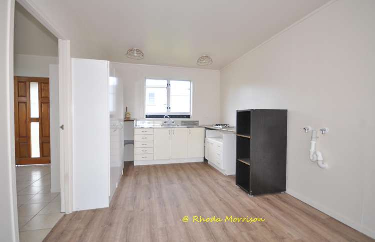 8 Heaths Way Paparoa_46