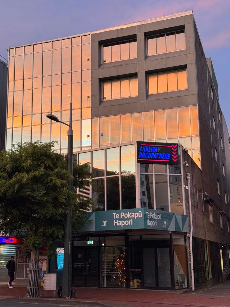 2H/107 Manners Street Te Aro_13