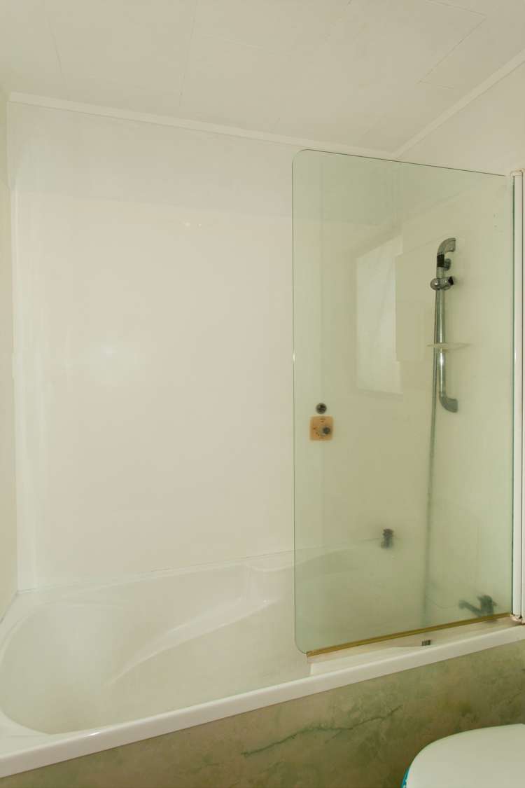 2/143 Verbena Road Birkdale_10