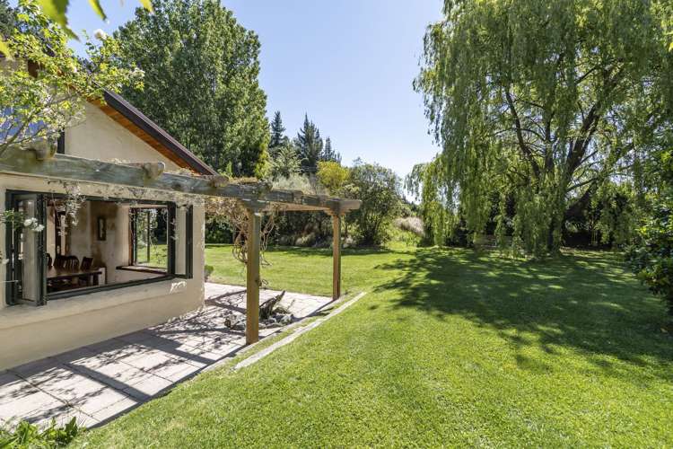 79 Riverbank Road Wanaka_16