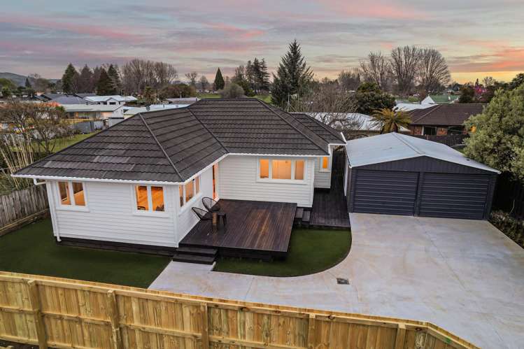 44 Campbell Street Leamington_18