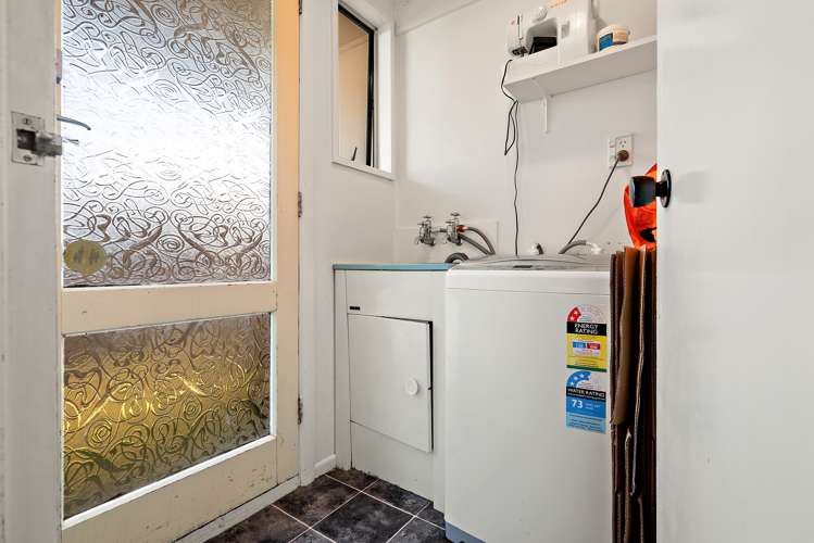 2/50 Valecrest Avenue Parklands_13