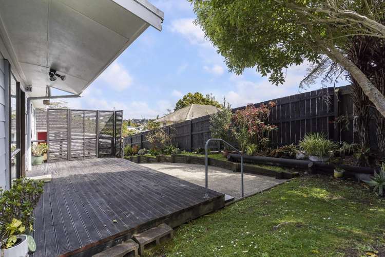 Unit 1/98 Barrys Road Glendene_15