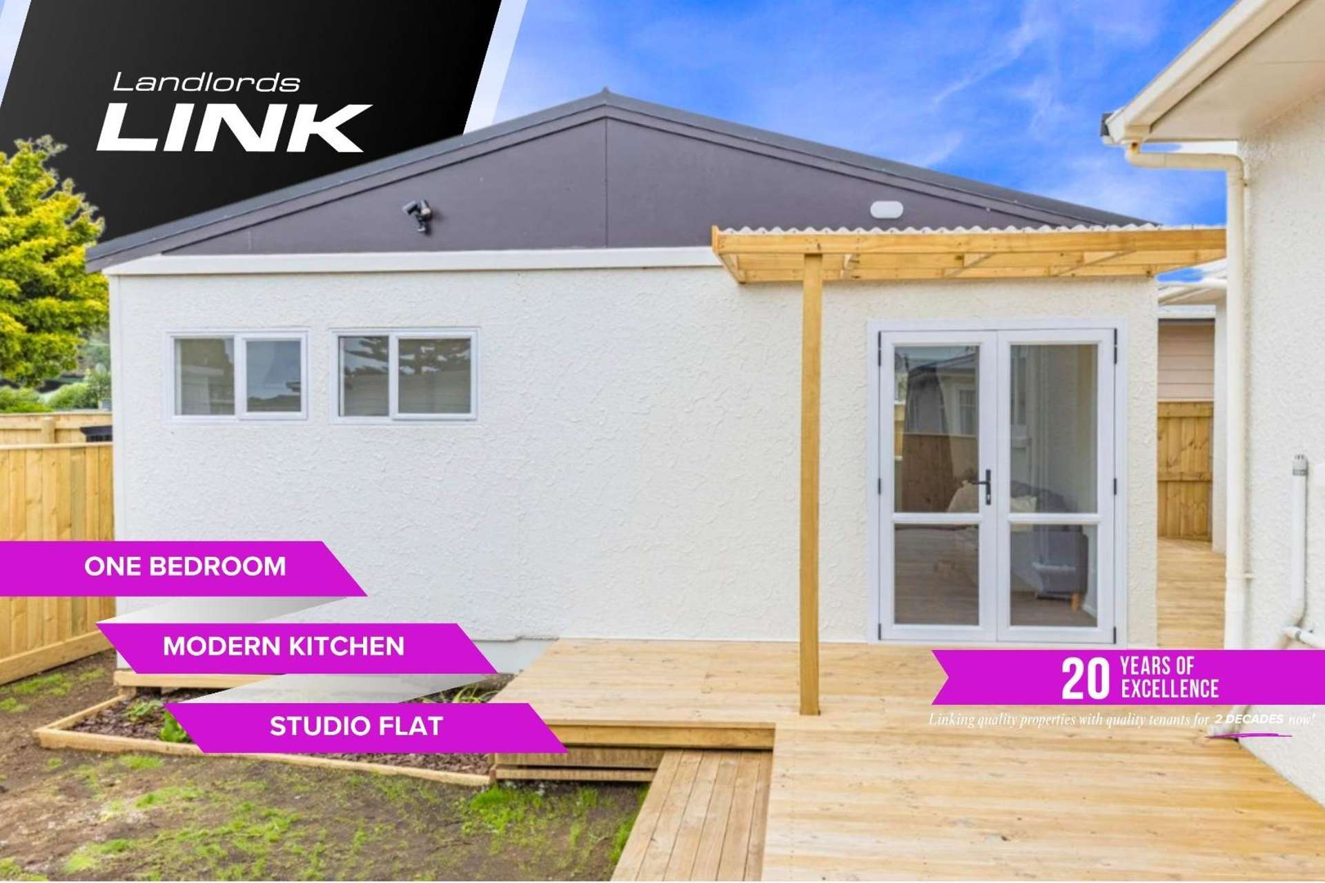 Studio/79 Thatcher Street 1200_0