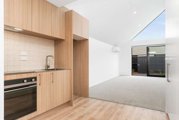 8/7 Grove Road Addington_1