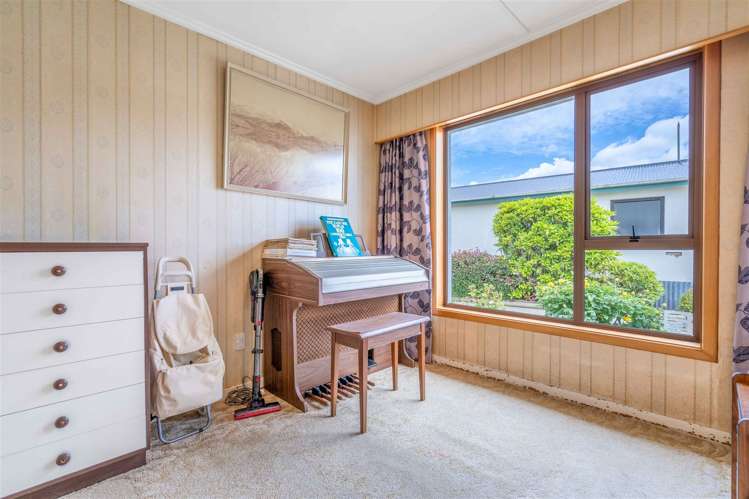 19 Adamson Crescent Glengarry_10