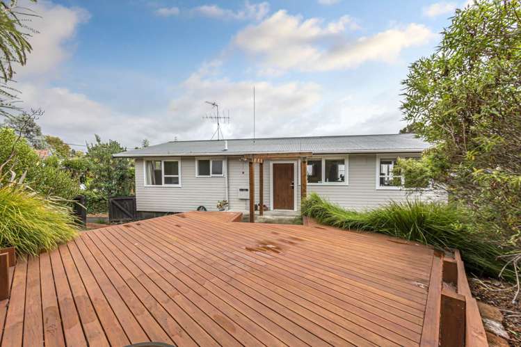 97 Carlisle Road Torbay_18