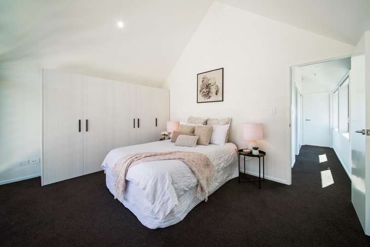 27 Falconer Rise Jacks Point_14