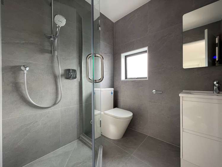 16A Janome Place Bucklands Beach_6