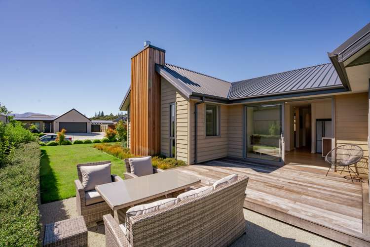 29 Pounamu Avenue Albert Town_22