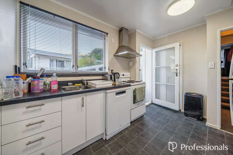 55 Kairanga Crescent Wainuiomata_16