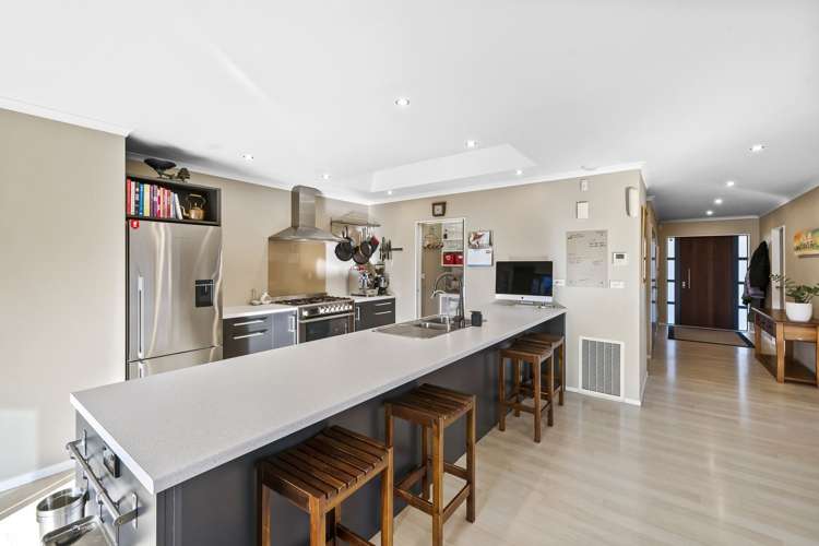 10 Mervyn Kemp Drive Tawa_7